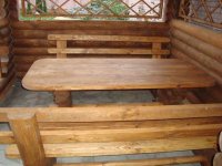Стол и скамейки из массива дерева